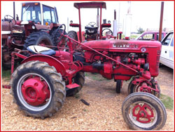 Smith Tire and Repair 1066 IH Tractor